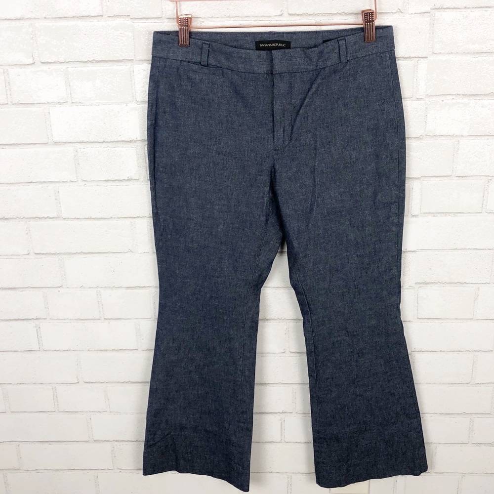 Banana Republic Crop Flare Slacks/Trousers. Size 4